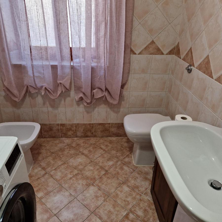 Appartamento Casa Vostra Bosa Kültér fotó