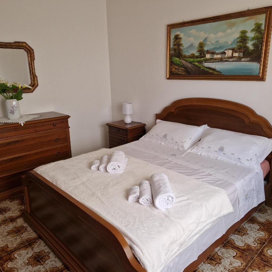 Appartamento Casa Vostra Bosa Kültér fotó